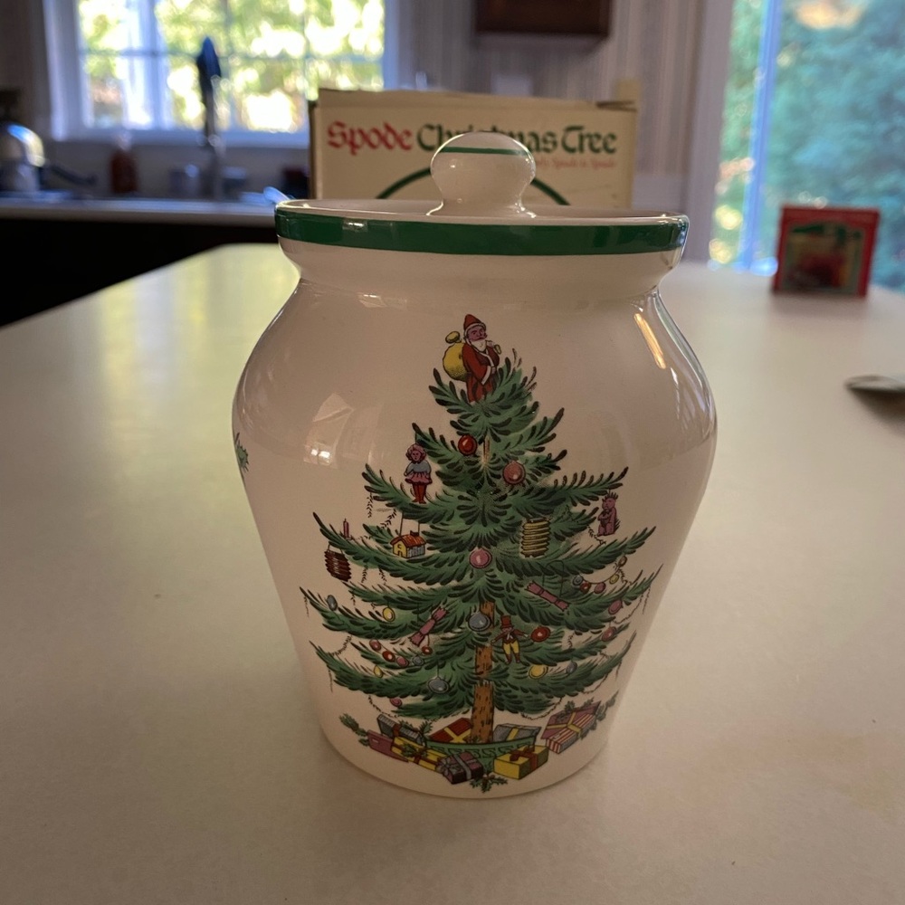 Spode Festive Tree 6 inch Canister with Lid
